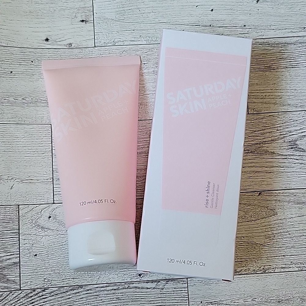 Saturday Skin Rise And Shine Gentle Cleanser